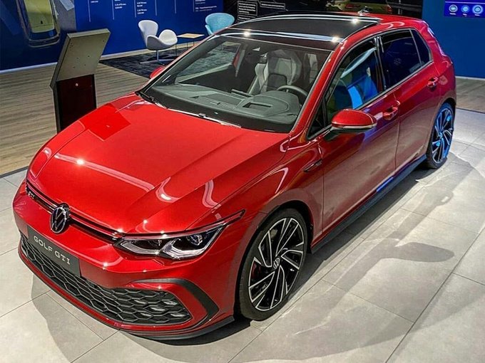 大众第八代高尔夫GTI实拍图曝光,国产版车型预计将在10月上市